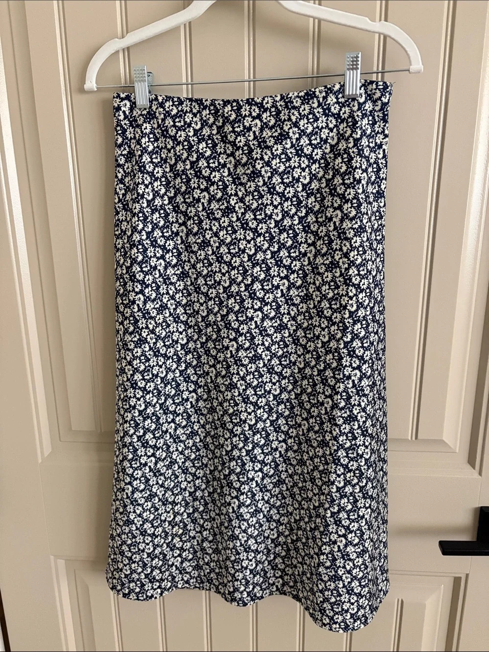 JCREW Women's Navy and White Floral A-Line Skirt